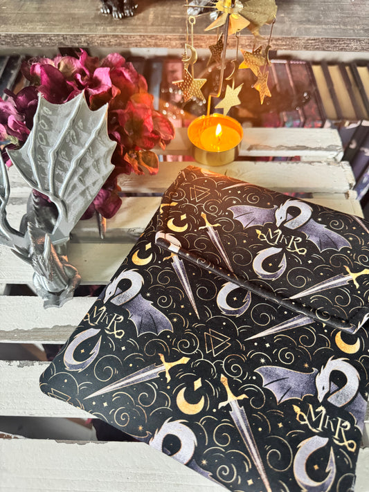 Charlie and Fox Padded Book Sleeve XL (2 Color Options Purple / Black)