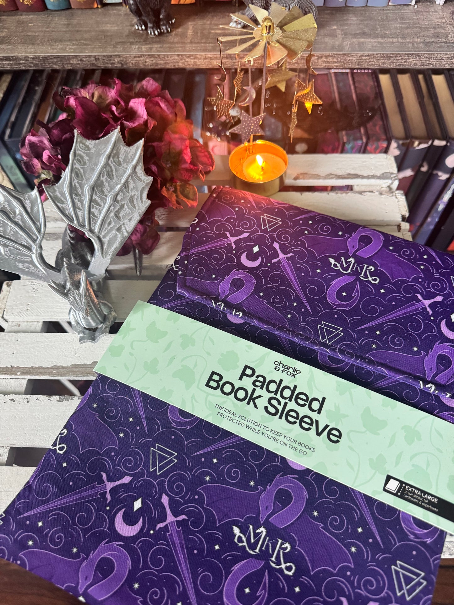 Charlie and Fox Padded Book Sleeve XL (2 Color Options Purple / Black)