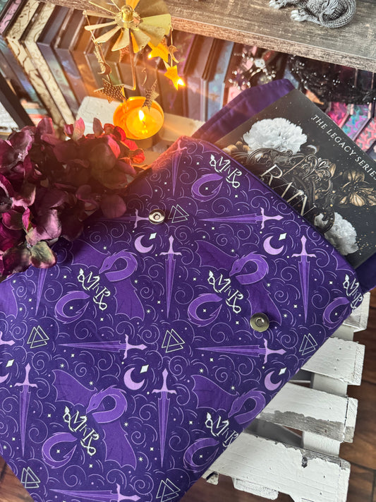 Charlie and Fox Padded Book Sleeve XL (2 Color Options Purple / Black)