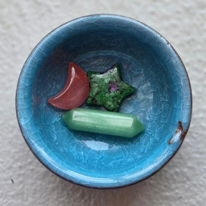 2" Crystal Offering Bowl and 3 Crystals (Assorted colors)