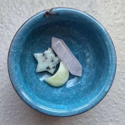 2" Crystal Offering Bowl and 3 Crystals (Assorted colors)