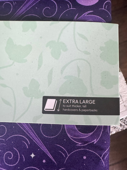 Charlie and Fox Padded Book Sleeve (Purple) XL